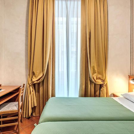 Hotel Corona Ρώμη Εξωτερικό φωτογραφία