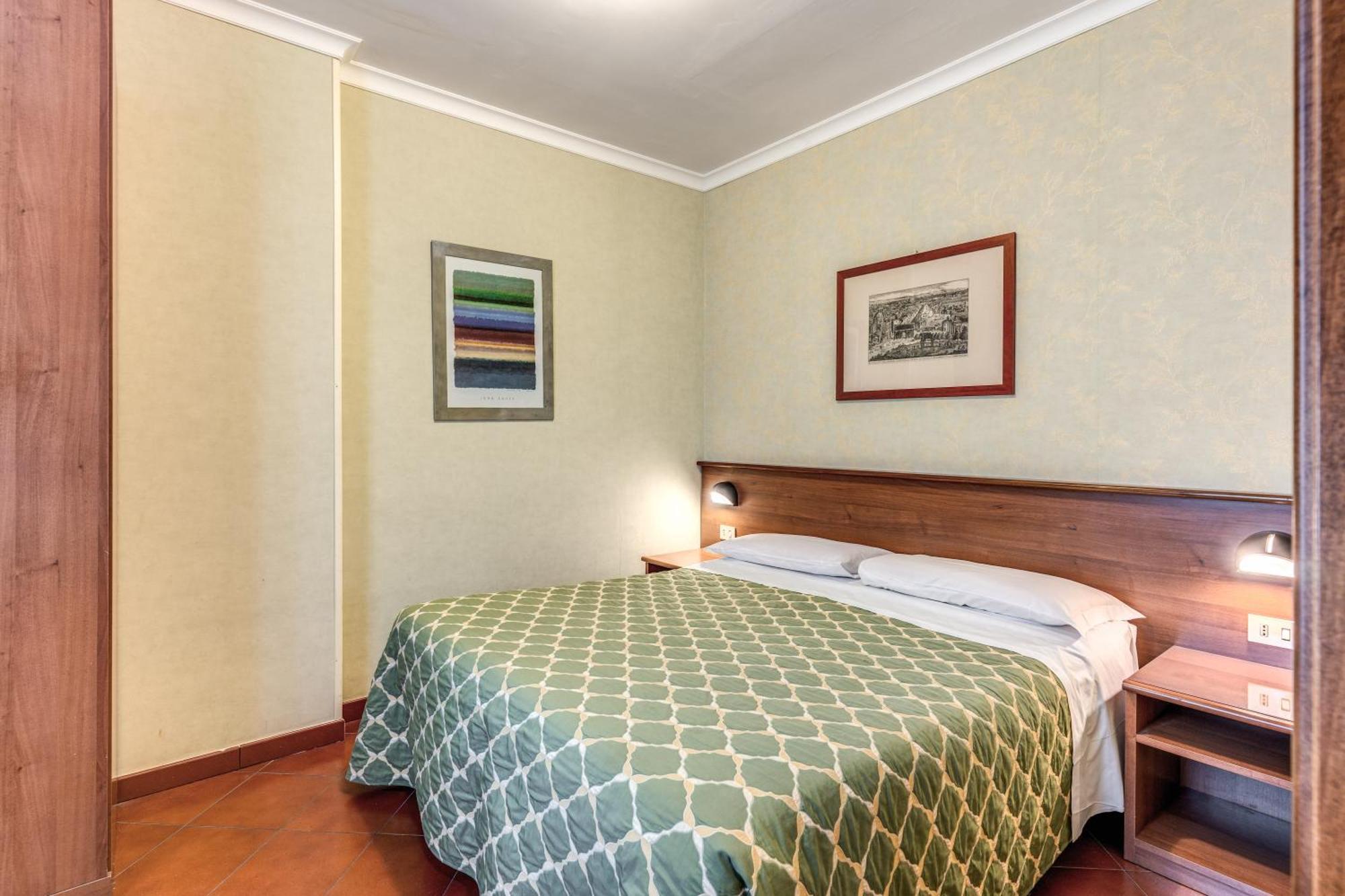 Hotel Corona Ρώμη Εξωτερικό φωτογραφία