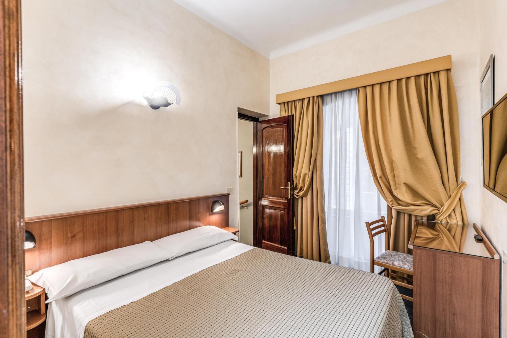 Hotel Corona Ρώμη Εξωτερικό φωτογραφία